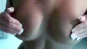 Brianna de Corpo Perfeito Se Masturbando - Anal, Bunda, Morena, Dança