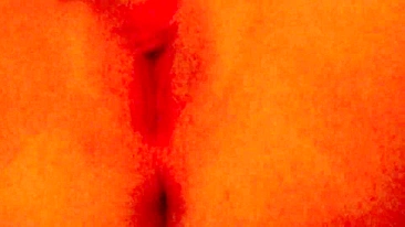 MILF Caseira se Dedando com Gemidos Orgásmicos até Gozar