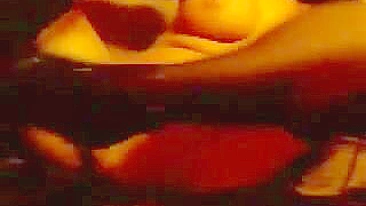 Amadora Peituda se Dedando pra Prazer Máximo