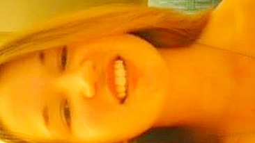 Novinha se Masturbando pro Namorado Militar com Dupla Penetração e Gozada