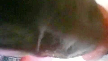 Amadora Negra se Masturba com Consolo Gigante e Pau Caseiro!