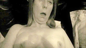 Mamãe Rapidinha com Toys - MILF Amadora se Masturba pro Orgasmo