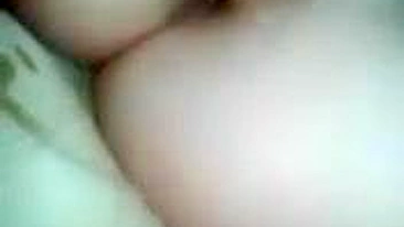 Ex-Namorada em Vídeo Caseiro com Consolos, Vibradores e Squirt