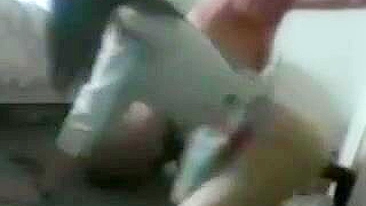 Amadora Destruindo a Buceta com Consolo na Masturbação!