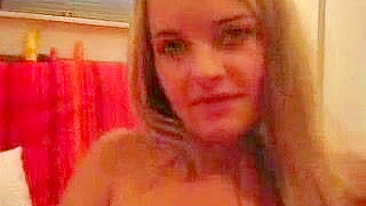 Loira Europeia Se Masturba com Clitóris Piercing e Buceta Molhada