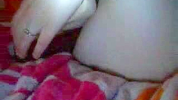 Esposa MILF em Masturbação Anal Dupla com Brinquedos e Close-ups