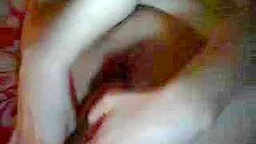 Esposa MILF em Masturbação Anal Dupla com Brinquedos e Close-ups