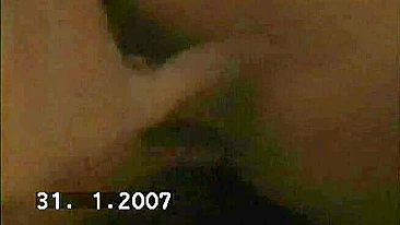 Esposa Safada Dedando e Chupando Gostoso na Masturbação