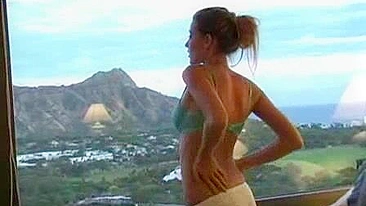 Amadoras se Masturbando na Cabana com Vibradores, Dedos e Orgasmos