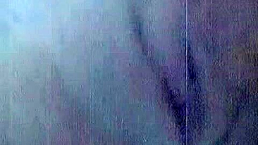 Vadia Europeia Gozando na Webcam!