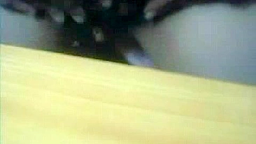 Masturbação de buceta peluda com peitões e dildos - BBW solo na webcam