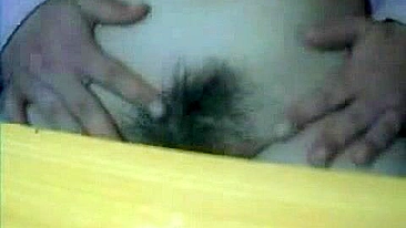Masturbação de buceta peluda com peitões e dildos - BBW solo na webcam