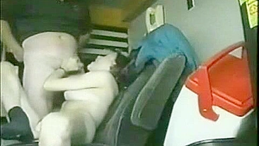 Loucura de Masturbação com Morenas Amigas e Seus Brinquedos