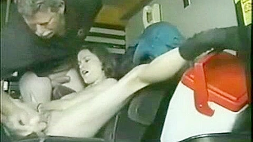 Maratona de Masturbação com Boquete da Esposa e Consolo - Pornô Orgásmico!