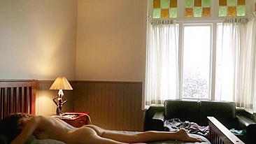 Morena Gostosa Se Masturba Sensual com Peitões - Vídeo Caseiro Amador