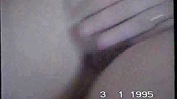 MILF Safada Se Masturbando - Esposa Traindo Corno em Pornô Caseiro