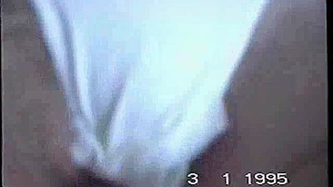 MILF Safada Se Masturbando - Esposa Traindo Corno em Pornô Caseiro