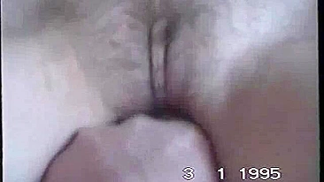 MILF Safada Se Masturbando - Esposa Traindo Corno em Pornô Caseiro