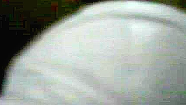 Namoradinha Asiática Novinha Se Masturba com Buceta Piercing - Closes Incríveis!