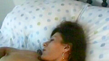 Casal Maduro em Fita Caseira - Cu, Boquete e Masturbação