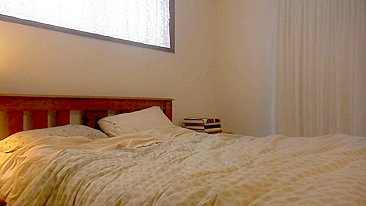 MILF Peluda Gozando em Masturbação Orgásmica com Brinquedos!