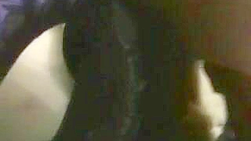 Mãe MILF com Dupla Penetração Vaginal Caseira