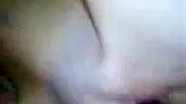 Esposa MILF Leva Dupla Penetração Vaginal com Dildo e Pau Caseiro