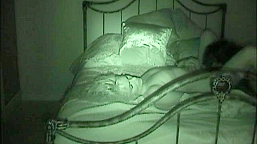 Noite Quente de Swing Caseiro com MILF, Esposa e Amiga