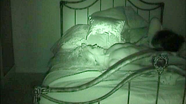 Noite Quente de Swing Caseiro com MILF, Esposa e Amiga