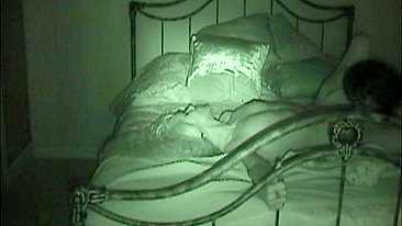 Noite Quente de Swing Caseiro com MILF, Esposa e Amiga