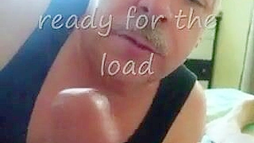 Bissexual Macho Chupa Porra de Casados em Sexo Caseiro