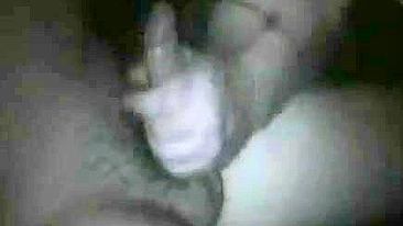 Ménage Bissexual Caseiro com Boquetes e Gozadas