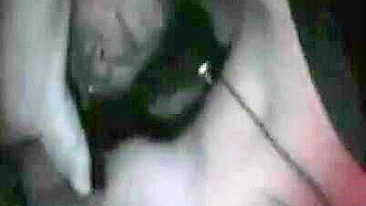 Ménage Bissexual Caseiro com Boquetes e Gozadas