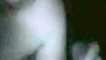 Ménage Bissexual Caseiro com Boquetes e Gozadas