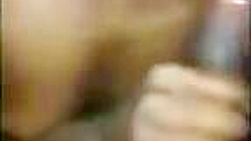 Boquete Ebony Caseiro com Pauzão Explodindo Porra