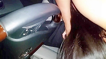 Puta Asiática Caseira Chupando Motorista Branco em Boquete Público