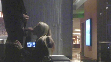 Sexo Caseiro com Paus Grandes e Boquetes em Público - Aventuras Kinky da Namorada