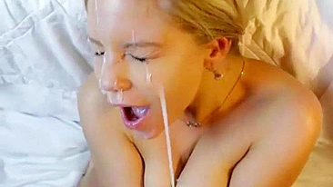 Loira Amadora Caseira Leva Gozada Facial Enorme