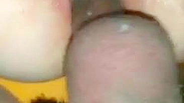 Esposa Swingueira Caseira com Dupla Creampie Vaginal e Pau Preto Grande