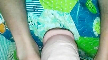 Sexo com Strapon Caseiro - Marido Bi e Esposa no Anal Sujo com Fisting