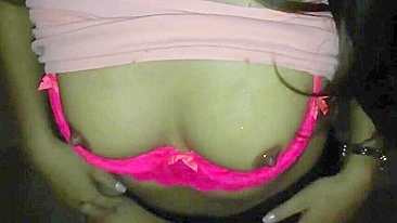 Boquete Caseiro com Esposa ao Ar Livre - Vídeo Pornô Amador