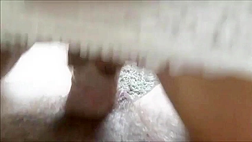 Vídeo pornô caseiro com peitos grandes, boquete e cavalgada