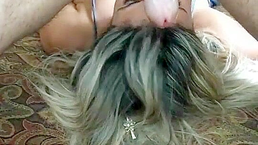 Namorada Submissa em Lambida no Cu e Boquete Caseiro