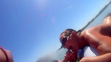 Boquete Caseiro de Francesa Corona ao Ar Livre com Gozada na Boca