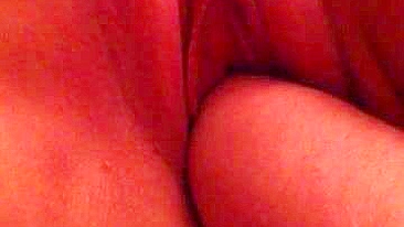 Primeira Vez Fisting Caseiro na Namorada Amadora