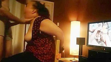 Boquete Amador Caseiro com Vadia Gorda Sendo Usada com Força