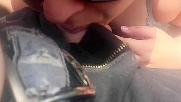 Sexo ao Ar Livre Caseiro com Calcinhas e Gemidos - Dedada com Creampie Exibicionista