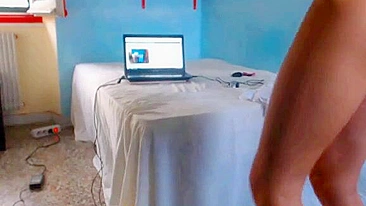 Sexo Caseiro com Amadora Magra Alta e Magrinha