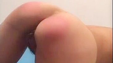 Punindo minha safada com palmadas caseiras