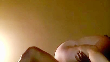 Esguicho Interracial Caseiro com Pau Preto Grande